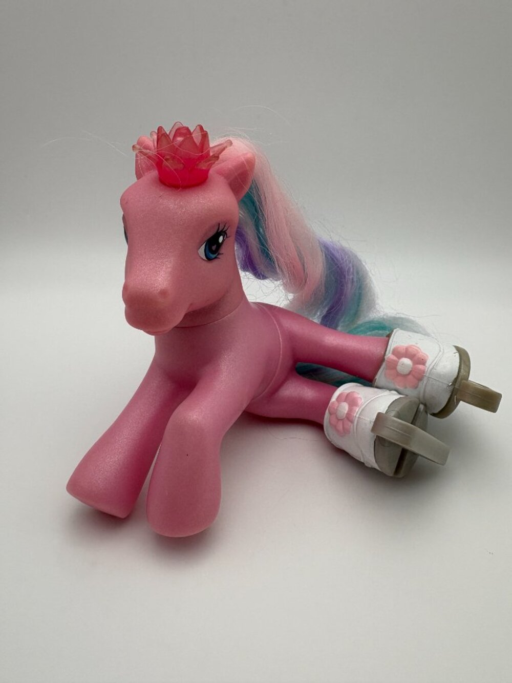 My Little Pony (MLP) Glitter Glide Pink Body Ice Skates Snowflakes (MLP: LOT1-4) - Picture 11 of 16